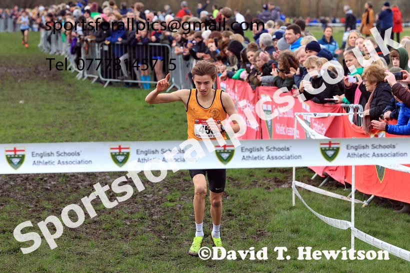 Intermediate Boys 2024 English Schools Cross Country Champs., Pontefract, March 16th.  Photo: David T. Hewitson/Sports for All Pics